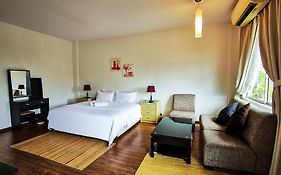 Natol Homestay - Kuching