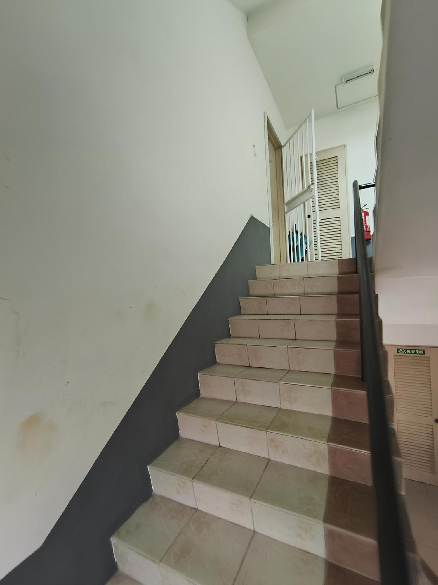 Natol Homestay - Kuching Luaran gambar