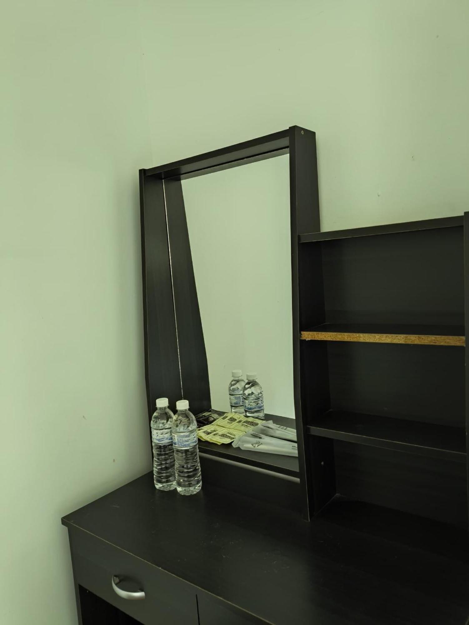Natol Homestay - Kuching Luaran gambar