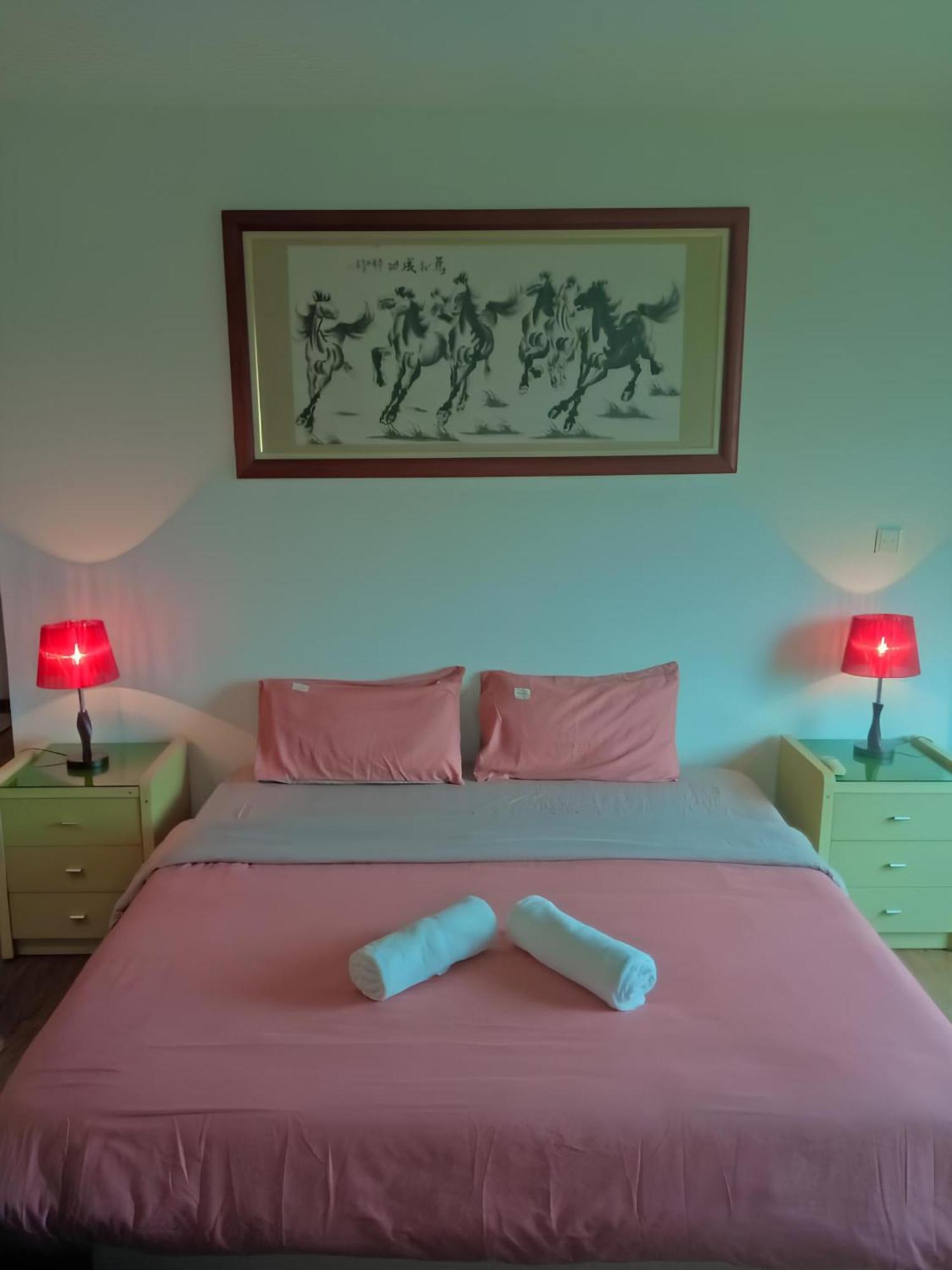 Natol Homestay - Kuching Luaran gambar